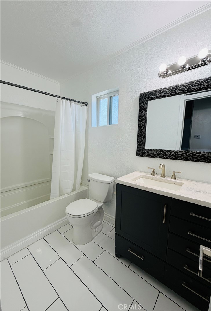 630 S Knott 54 Property Photo 13