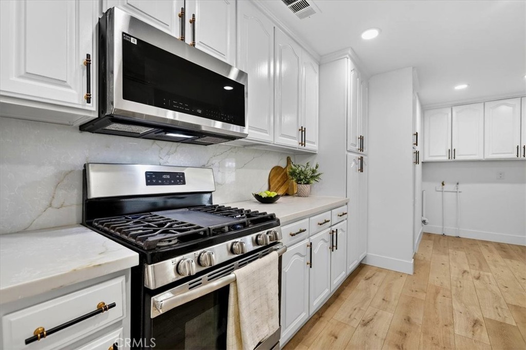 592 N Milford Property Photo 9