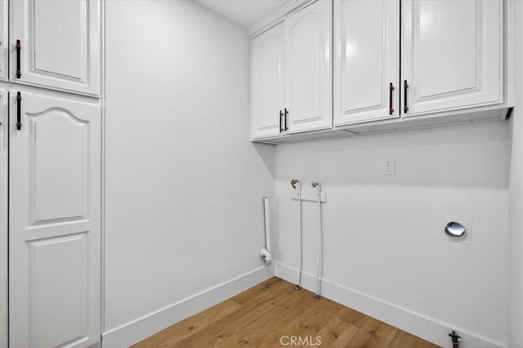 592 N Milford Property Photo 14