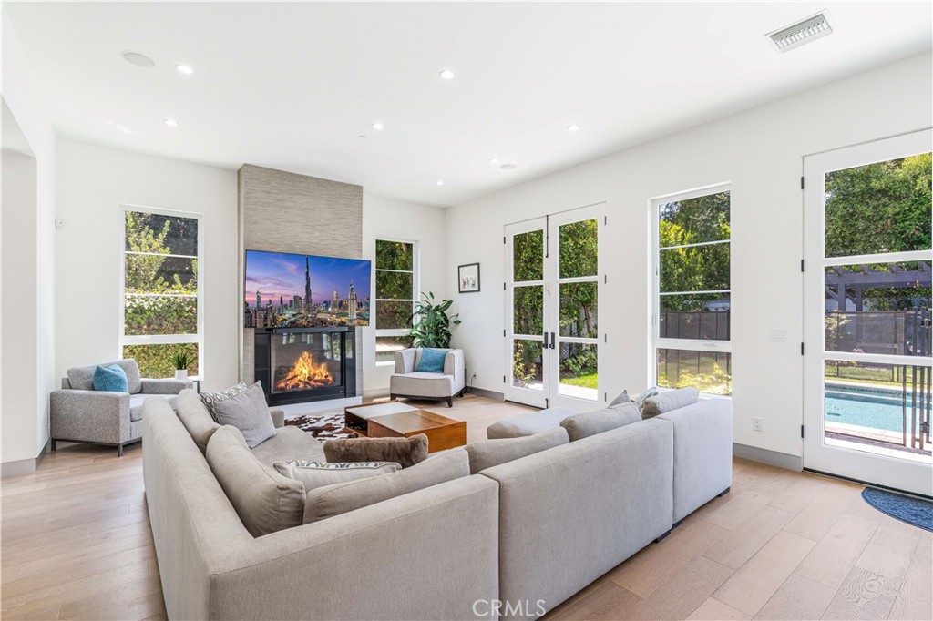 4435 Camellia Property Photo 19