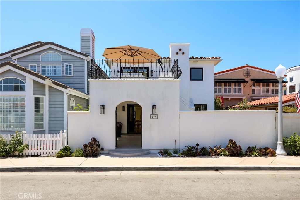 209 Via Koron Property Photo 2