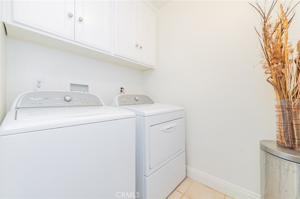 610 S Wilton Place 402 Property Photo 14
