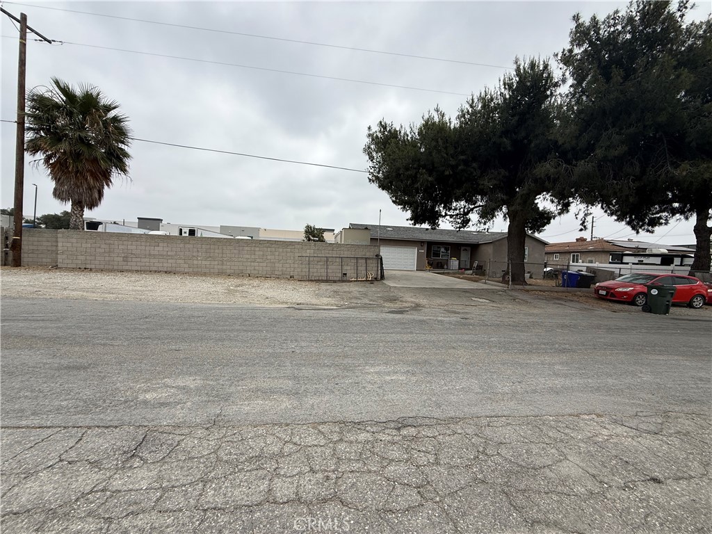 10453 Calabash Property Photo 1