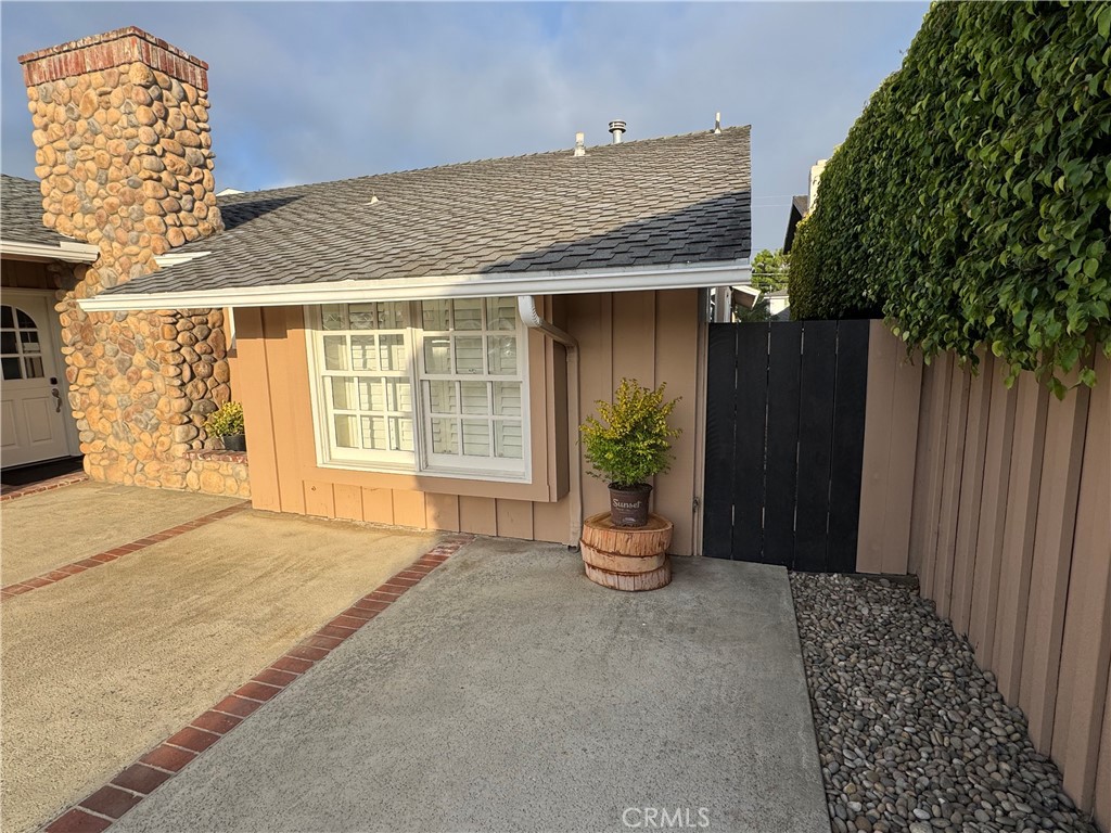 416 Aliso Avenue Property Photo 21