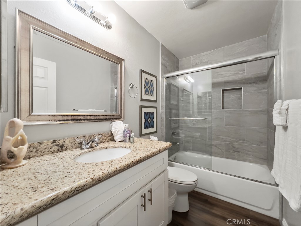 5 Rockwood Property Photo 20