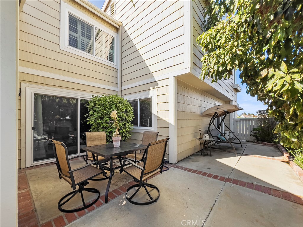 5 Rockwood Property Photo 24