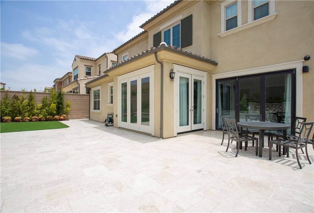 101 Ovation Property Photo 15