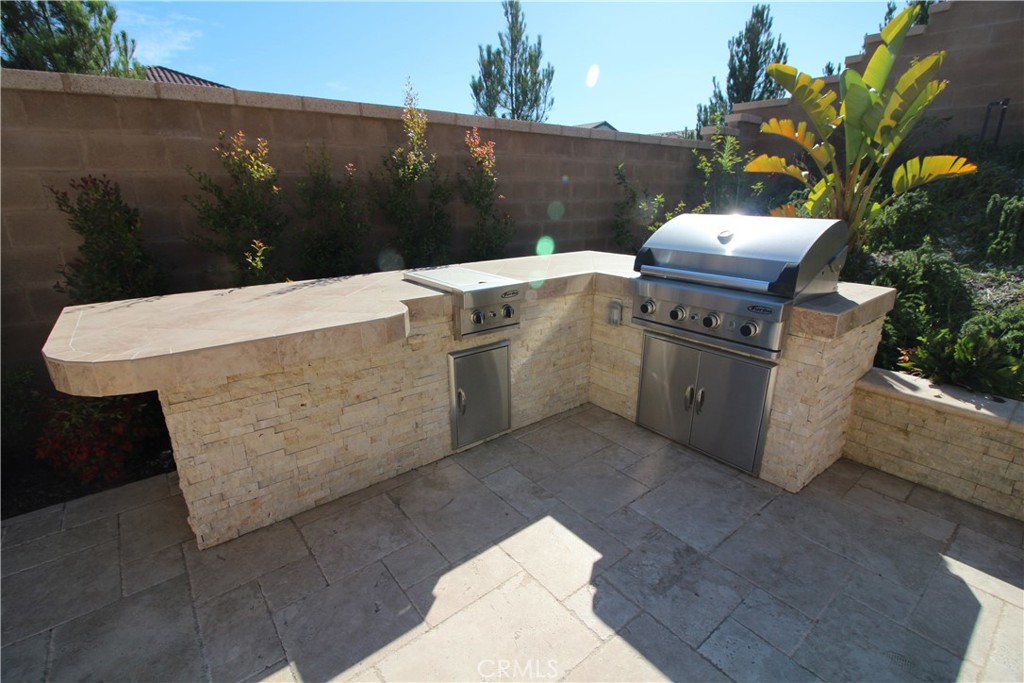 101 Ovation Property Photo 16