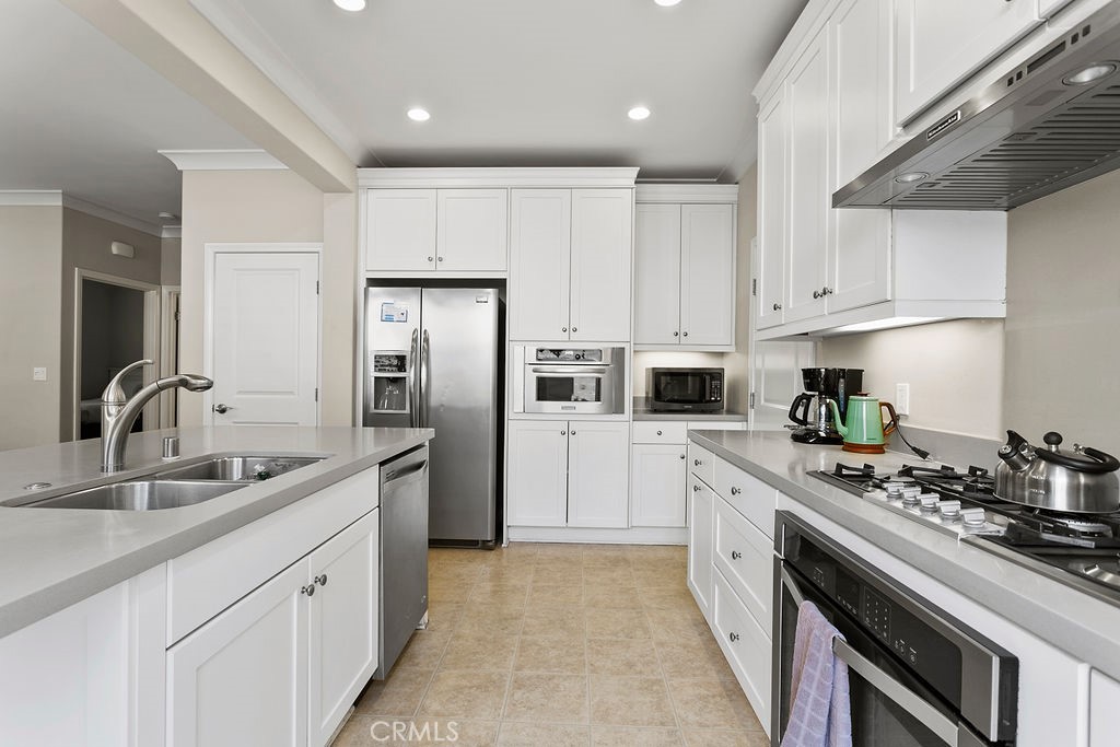 101 Thornhurst Property Photo 10