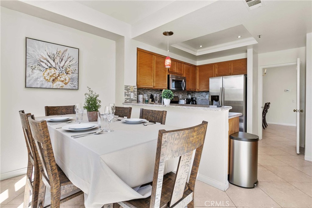 130 Cartier Aisle Property Photo 4