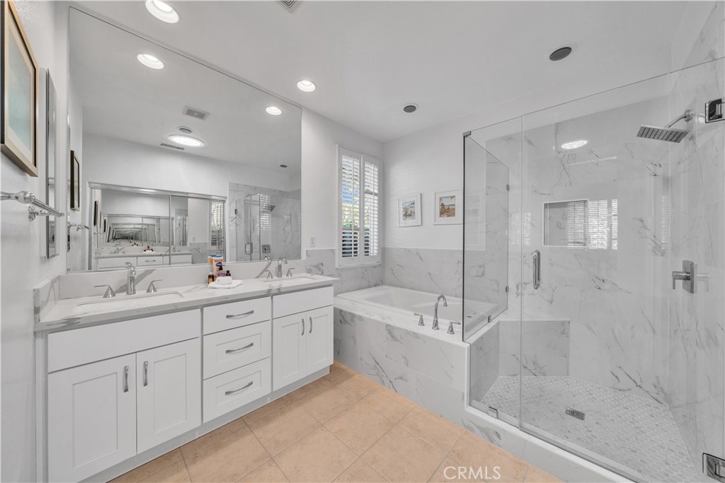 17 Riveroaks Property Photo 17