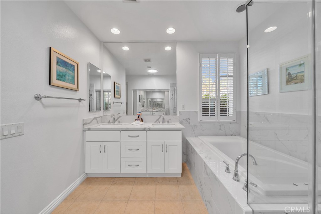 17 Riveroaks Property Photo 19