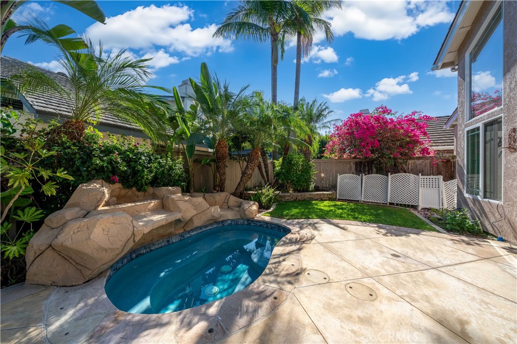 20 Coldbrook Property Photo 33