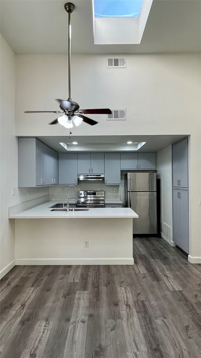 15 Aruba Property Photo 1
