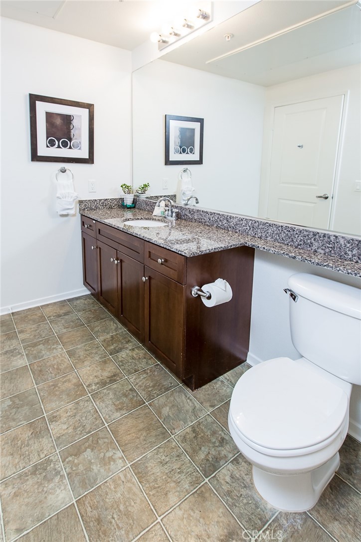 2117 Scholarship Property Photo 19