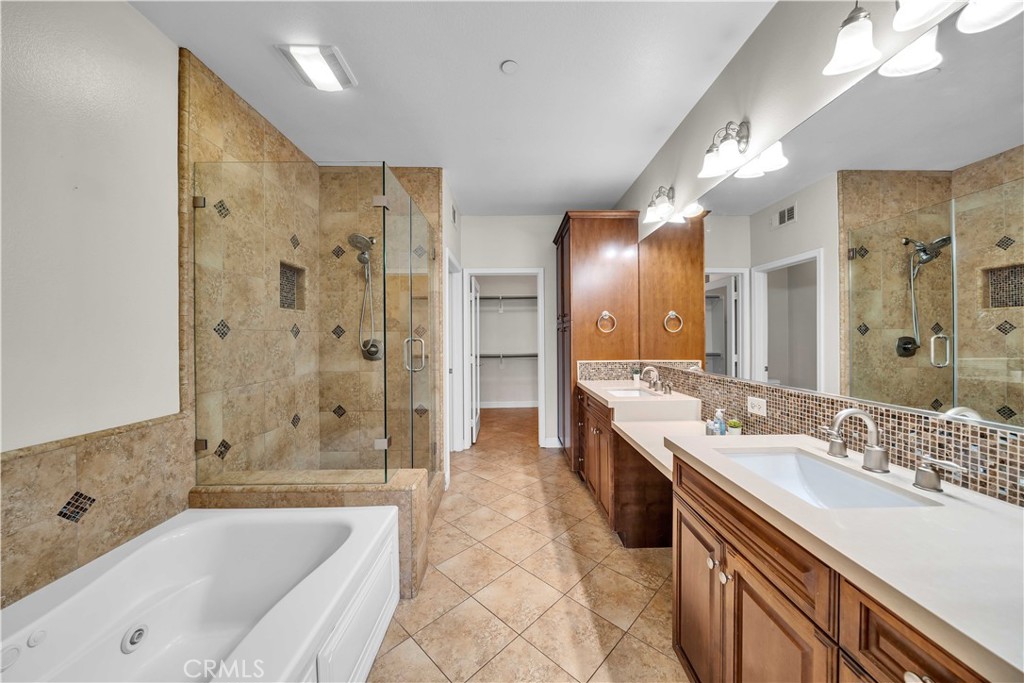 48 Bamboo Property Photo 15