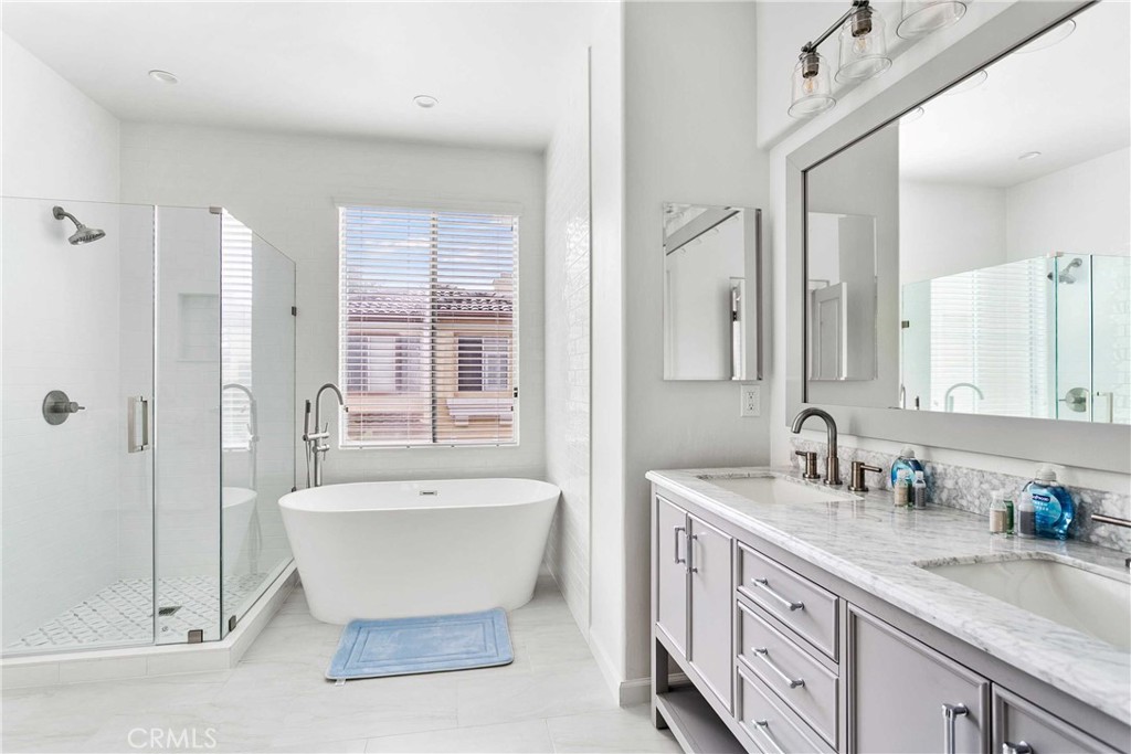 6 Del Carlo Property Photo 16