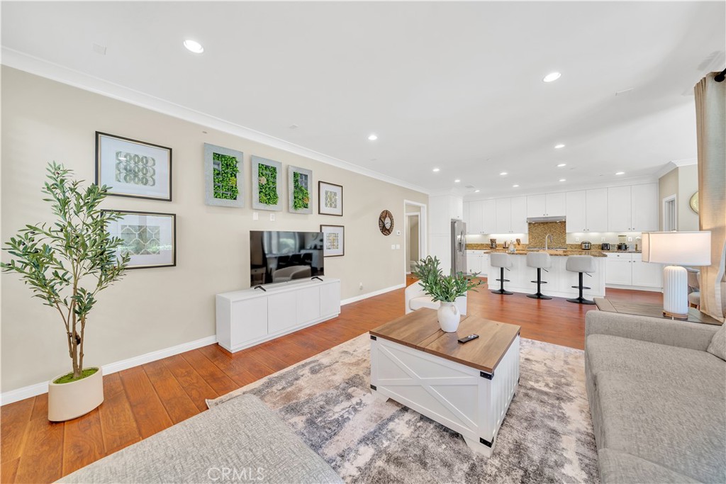 75 Gardenstone Path Property Photo 4
