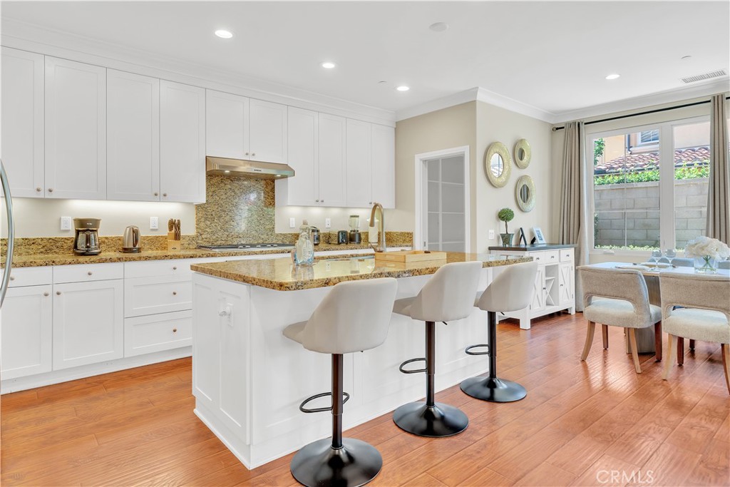 75 Gardenstone Path Property Photo 8