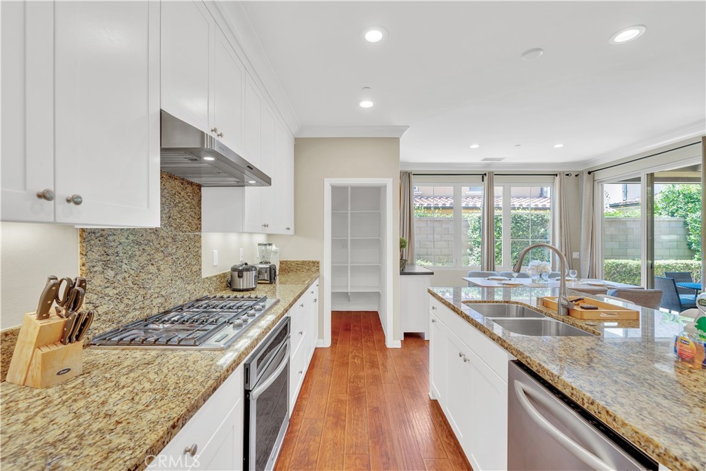 75 Gardenstone Path Property Photo 11