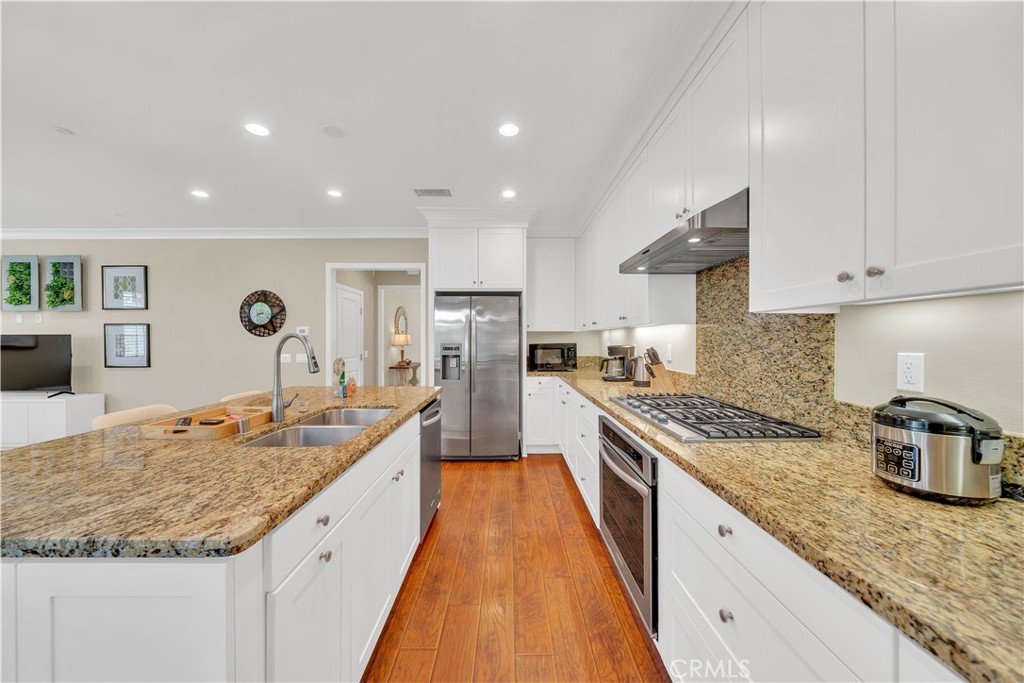75 Gardenstone Path Property Photo 12