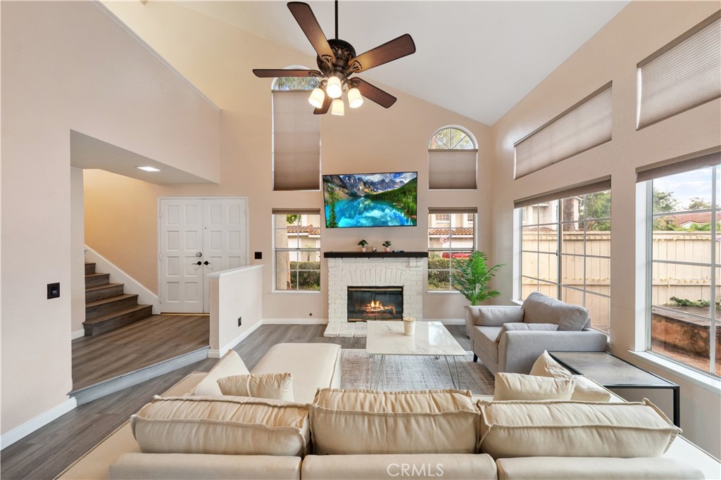 108 Wild Horse 6 Property Photo 4