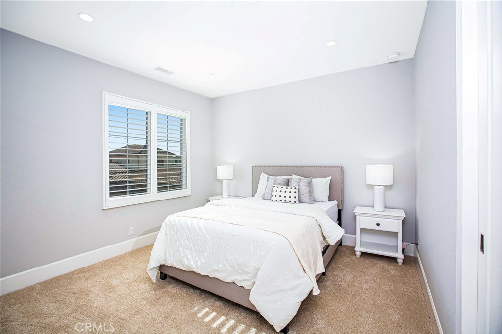 126 Donati Property Photo 13