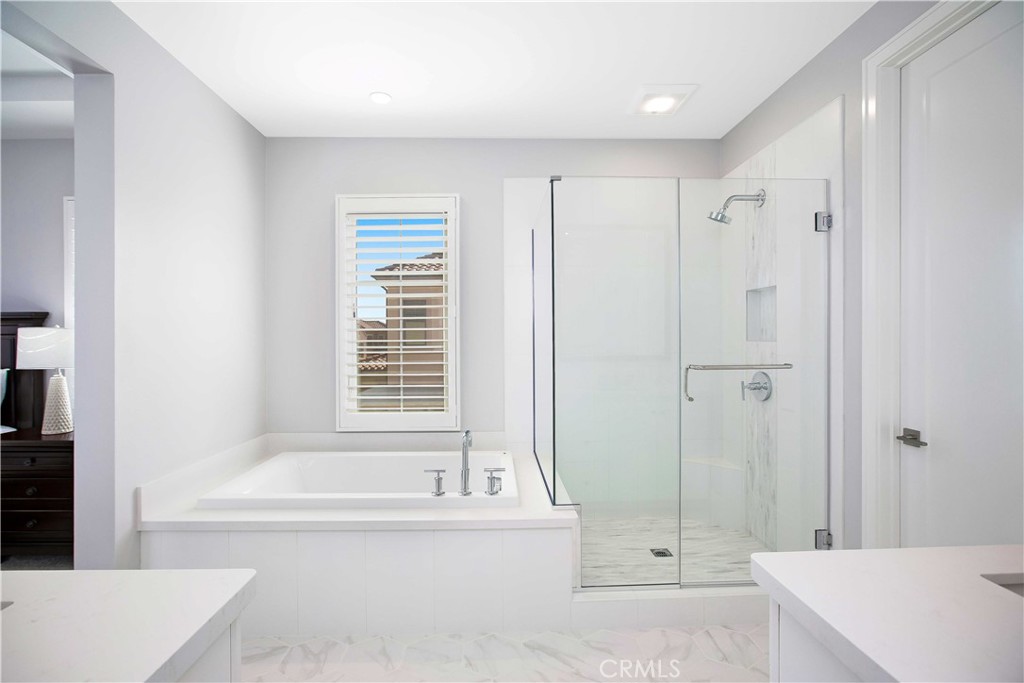 126 Donati Property Photo 17