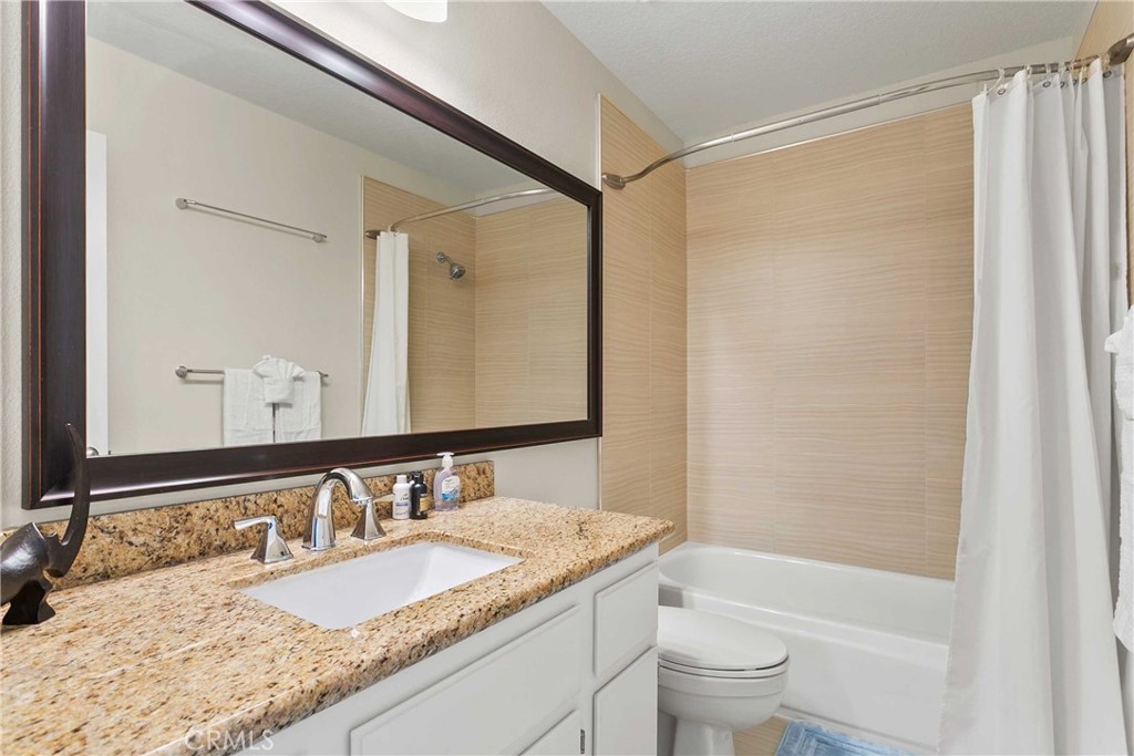 7 Genoa Property Photo 18