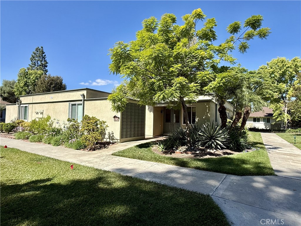 111 Via Estrada E Property Photo 1