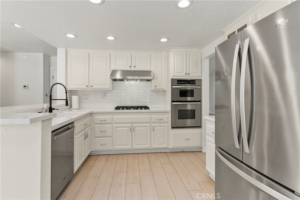 28501 El Sur Property Photo 11