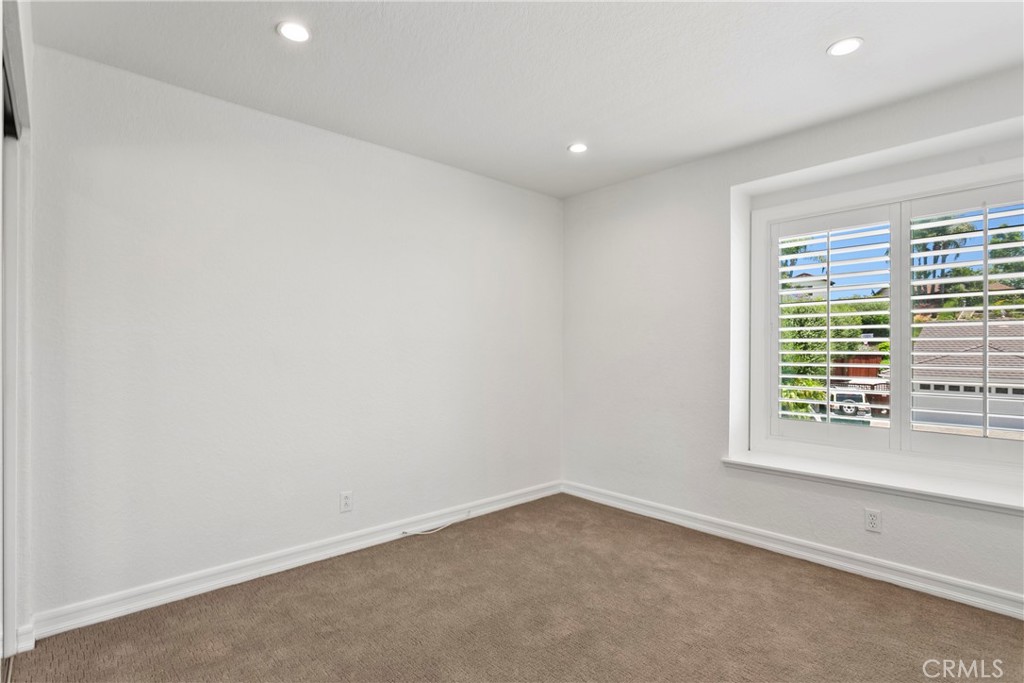 28501 El Sur Property Photo 23