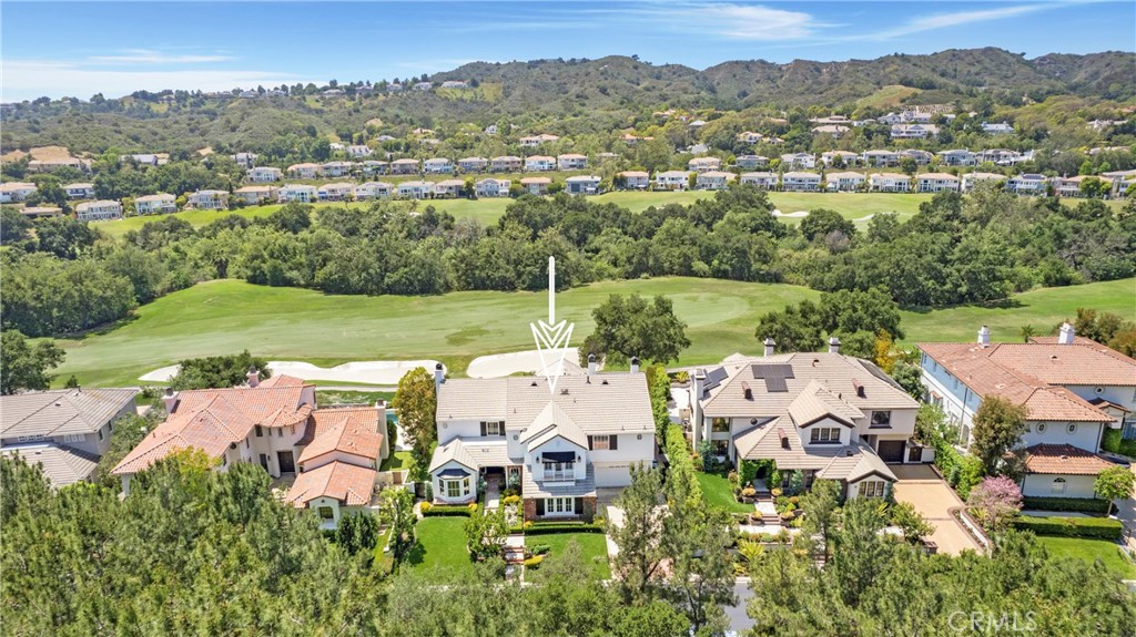 15 Canada Oaks Property Photo 2