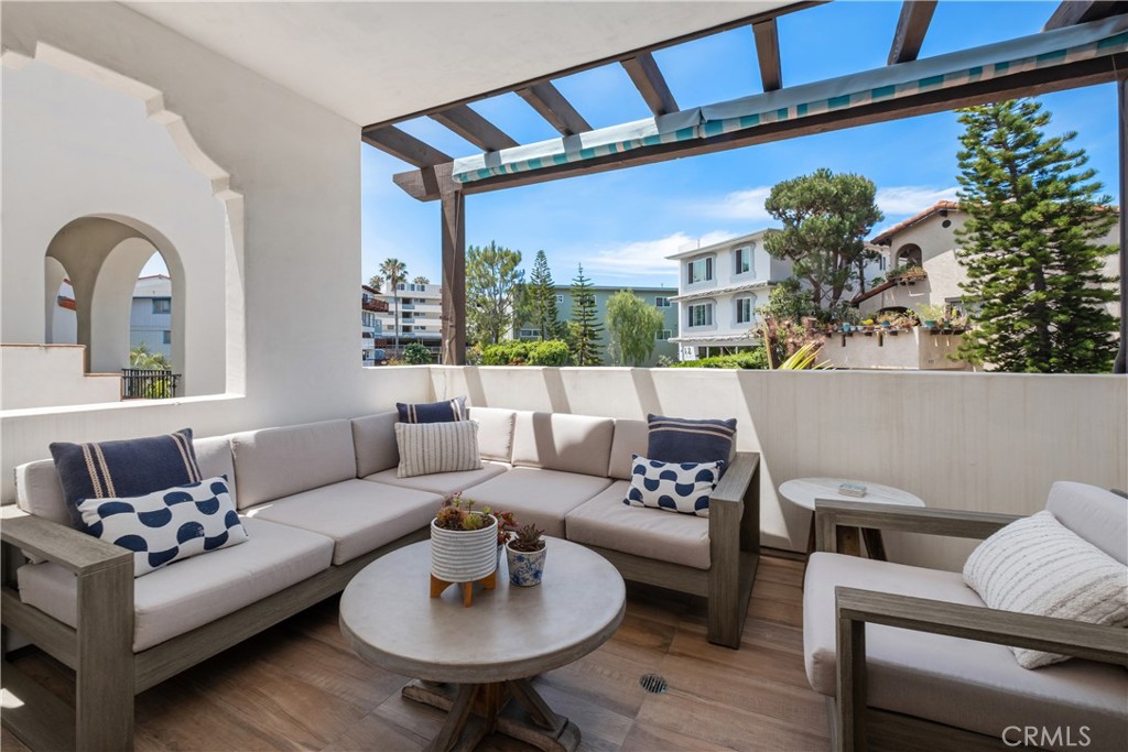 407 Avenida Santa Barbara A Property Photo 14