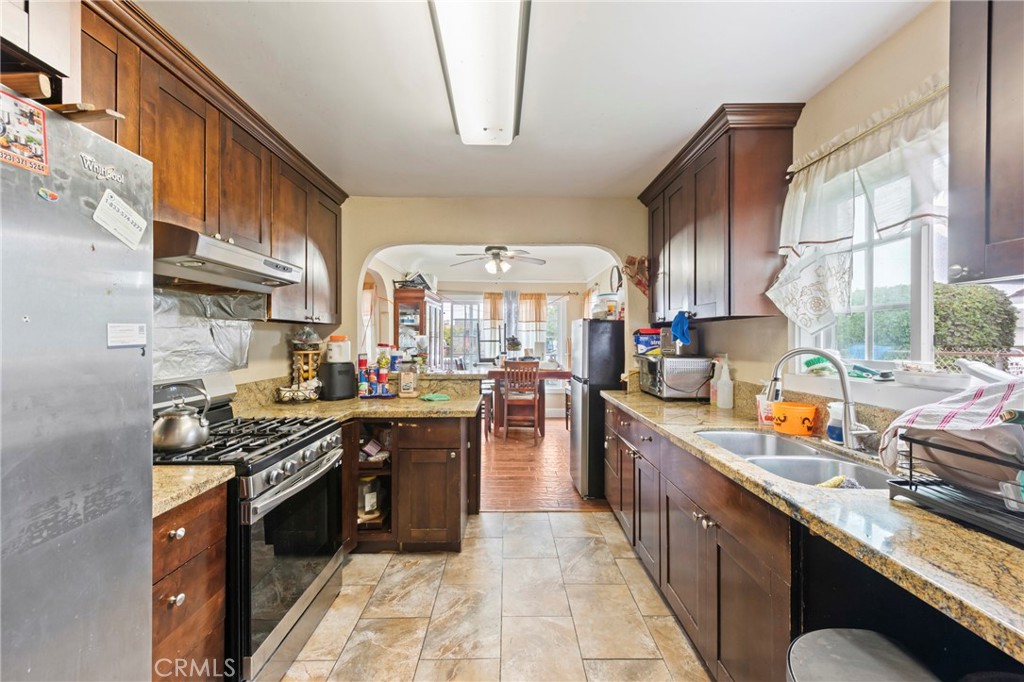 8818 Prince Property Photo 8