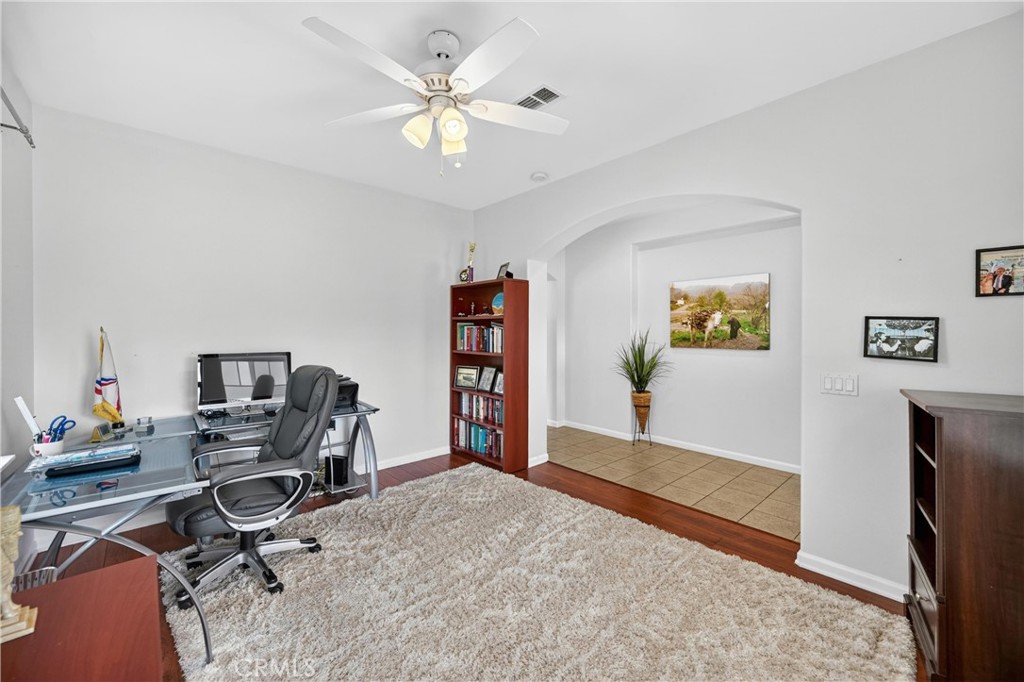 2883 Wolfson Circle Property Photo 7