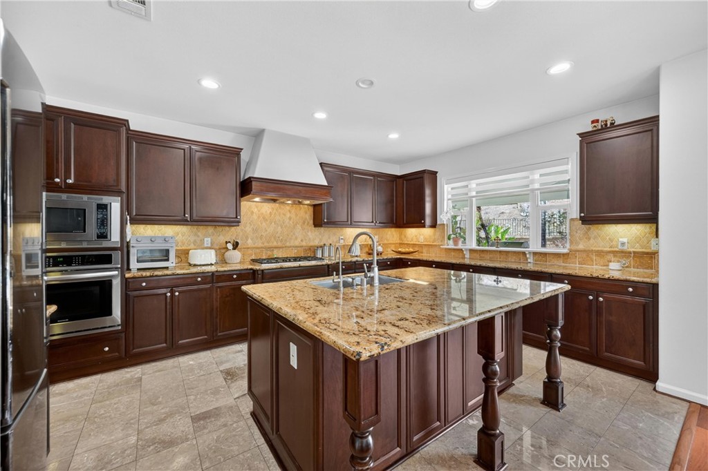 2883 Wolfson Circle Property Photo 21