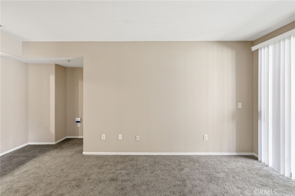 24909 Madison 2324 Property Photo 5