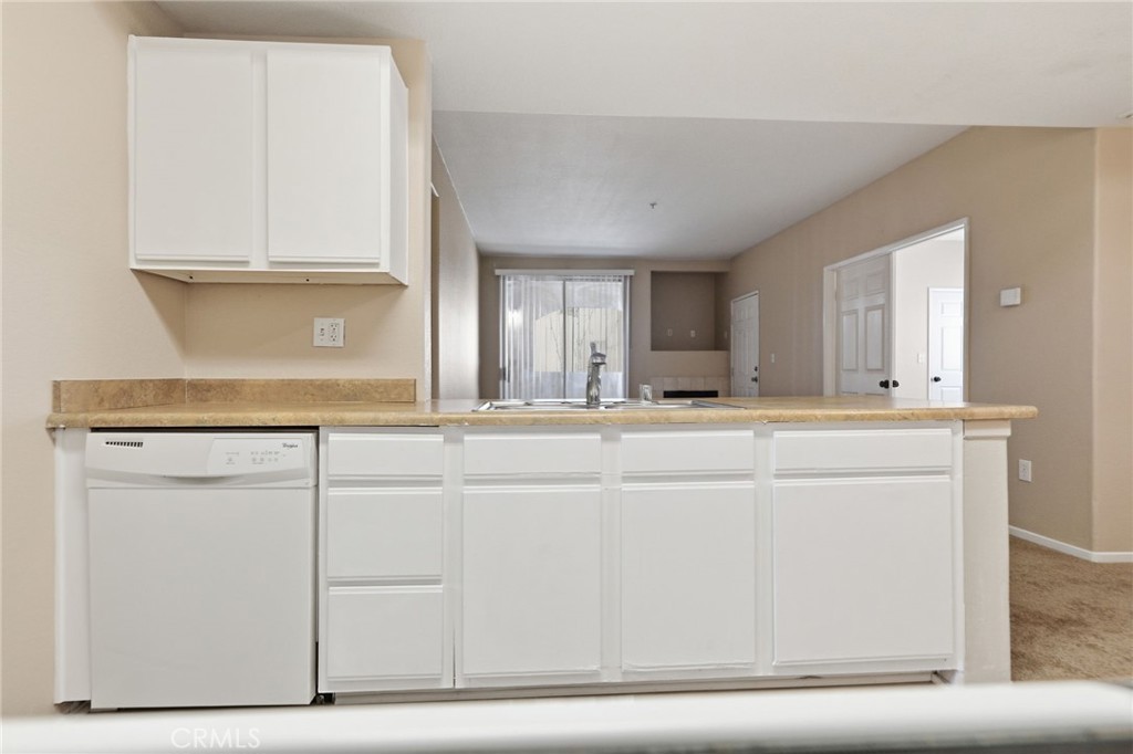 24909 Madison 2324 Property Photo 10