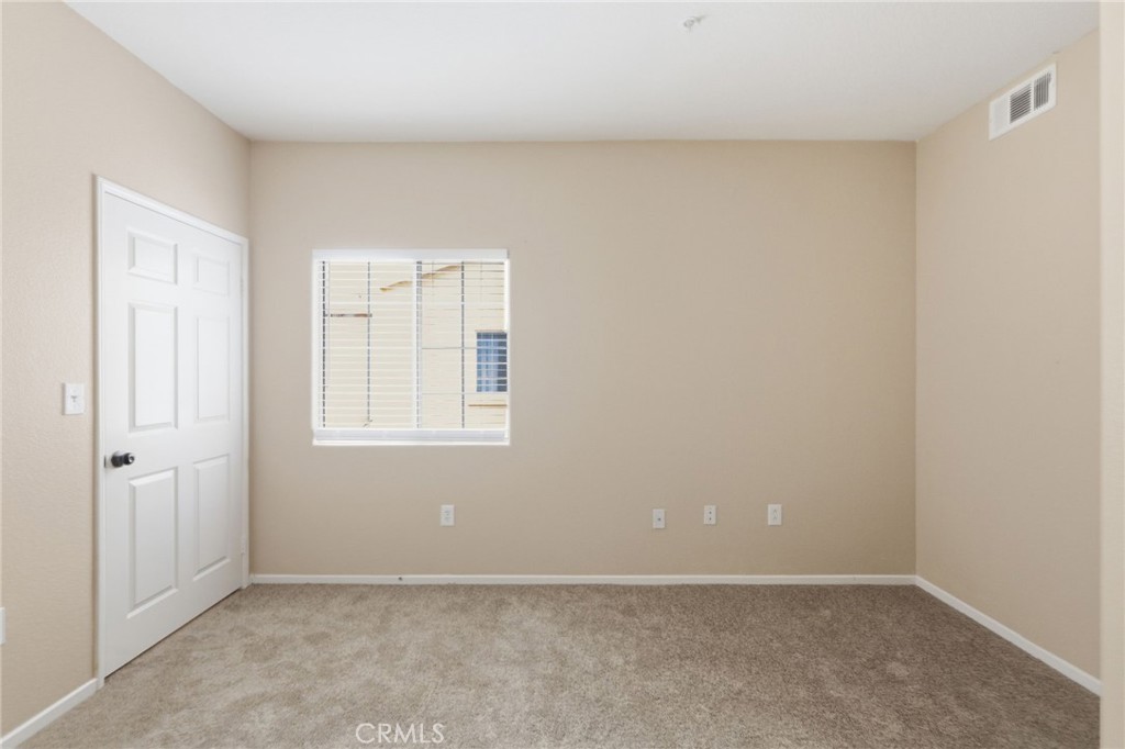 24909 Madison 2324 Property Photo 13