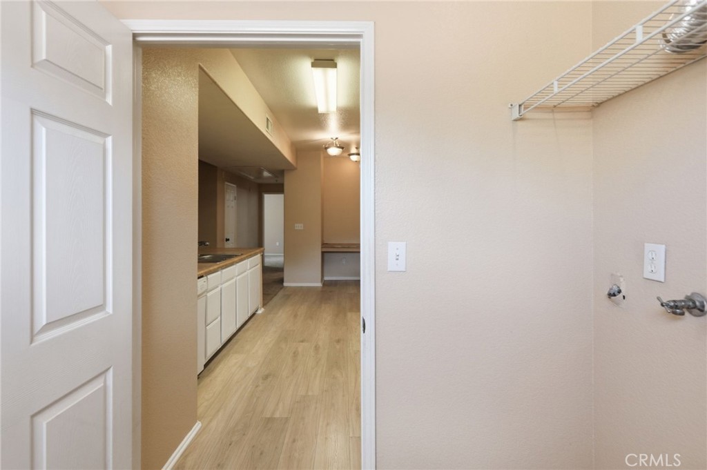 24909 Madison 2324 Property Photo 34