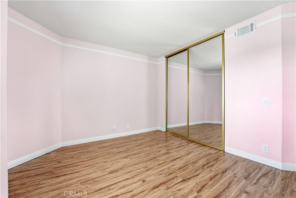 51 Greenmoor Property Photo 18