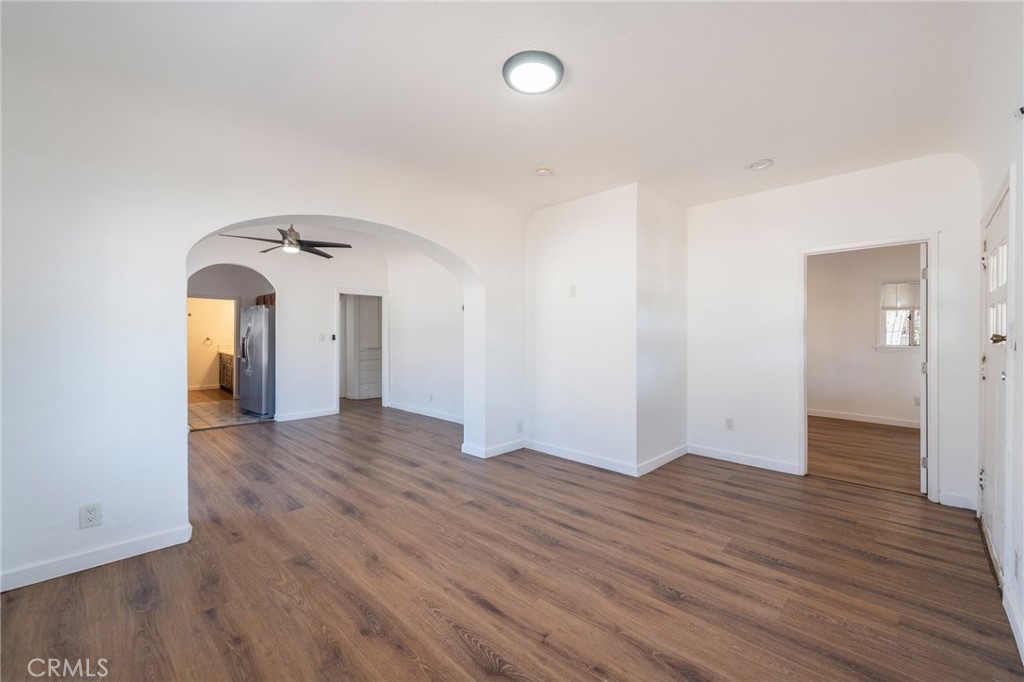 532 S Flower Street Property Photo 4