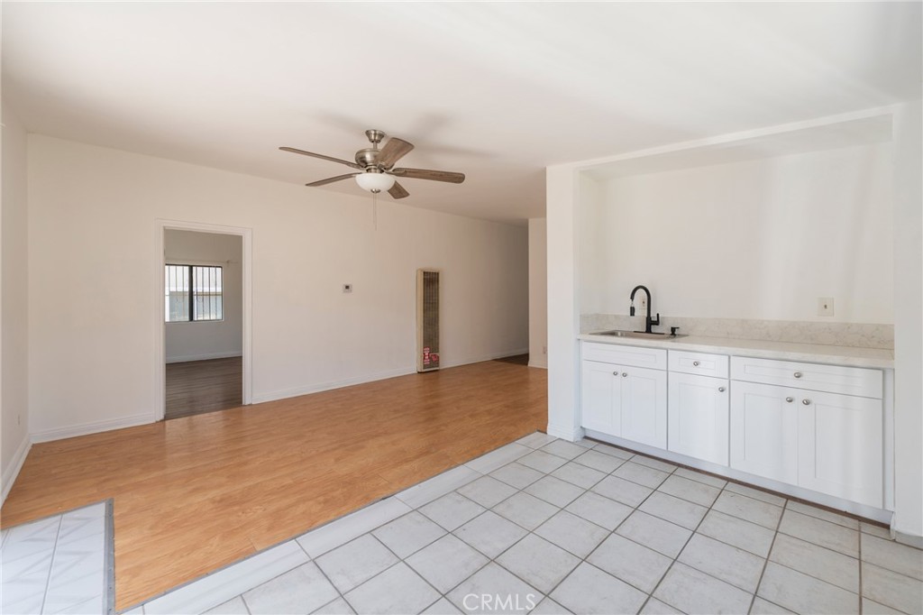 532 S Flower Street Property Photo 19