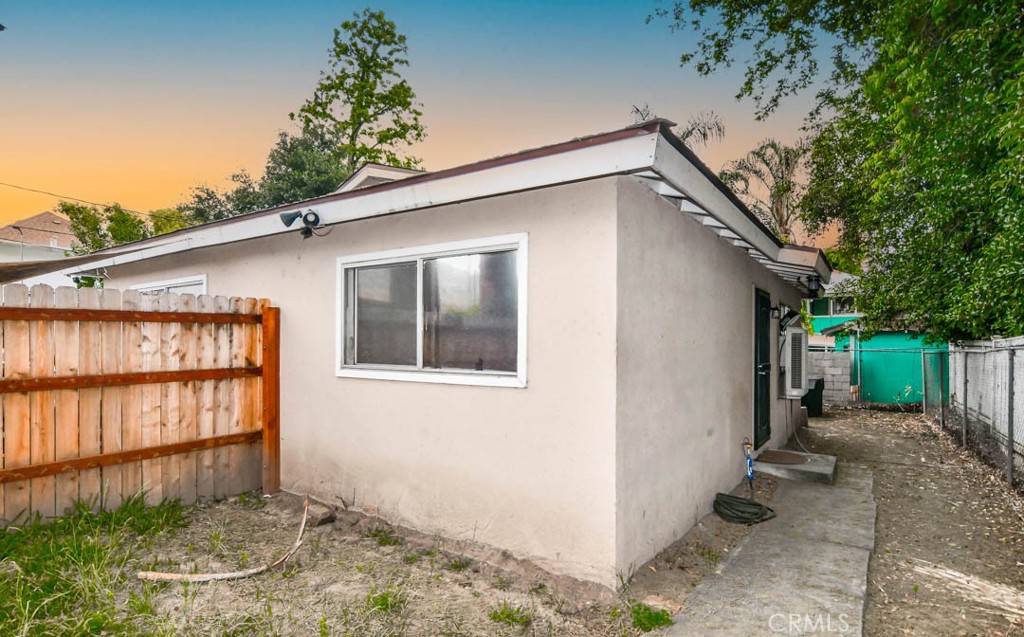 27271 Pacific St Property Photo 7