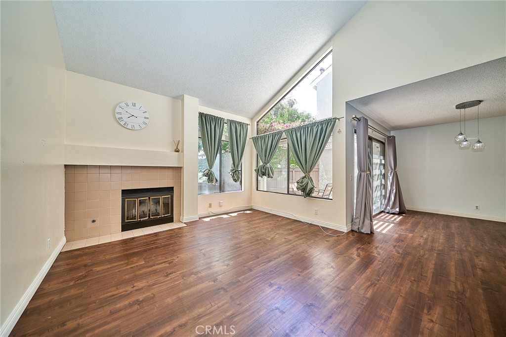 380 Deerfield Property Photo 10