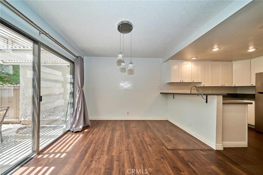 380 Deerfield Property Photo 14