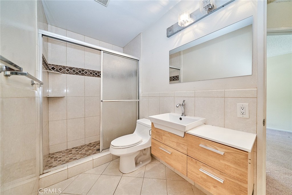 380 Deerfield Property Photo 22