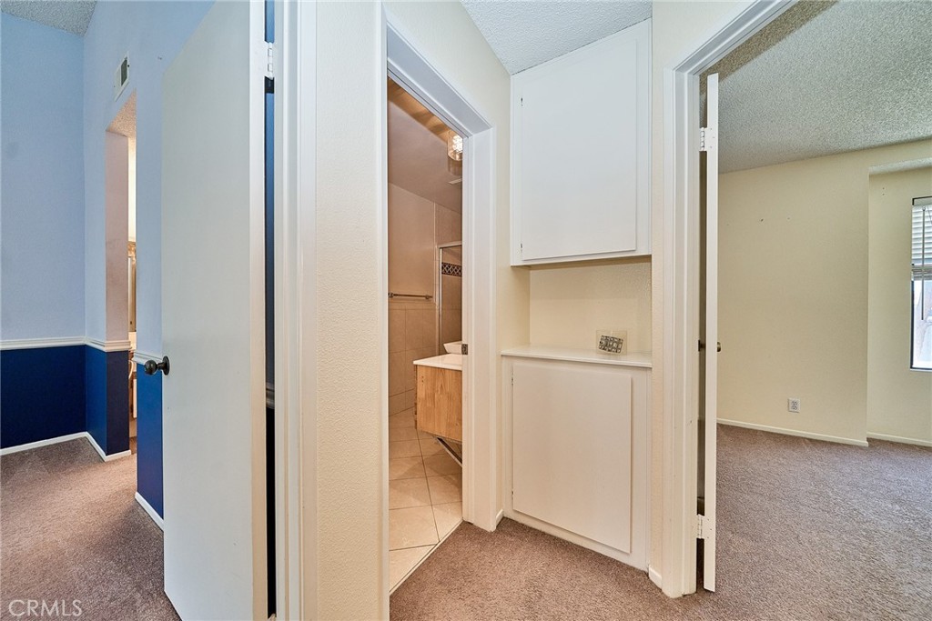 380 Deerfield Property Photo 26