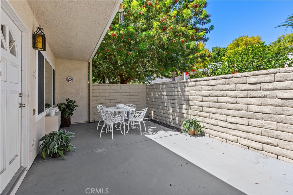 2234 Via Puerta C Property Photo 11